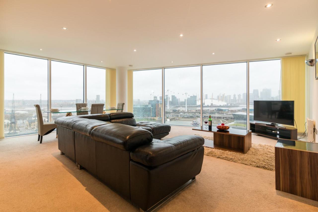 Austin David Executive Excel Apartment Лондон Екстериор снимка