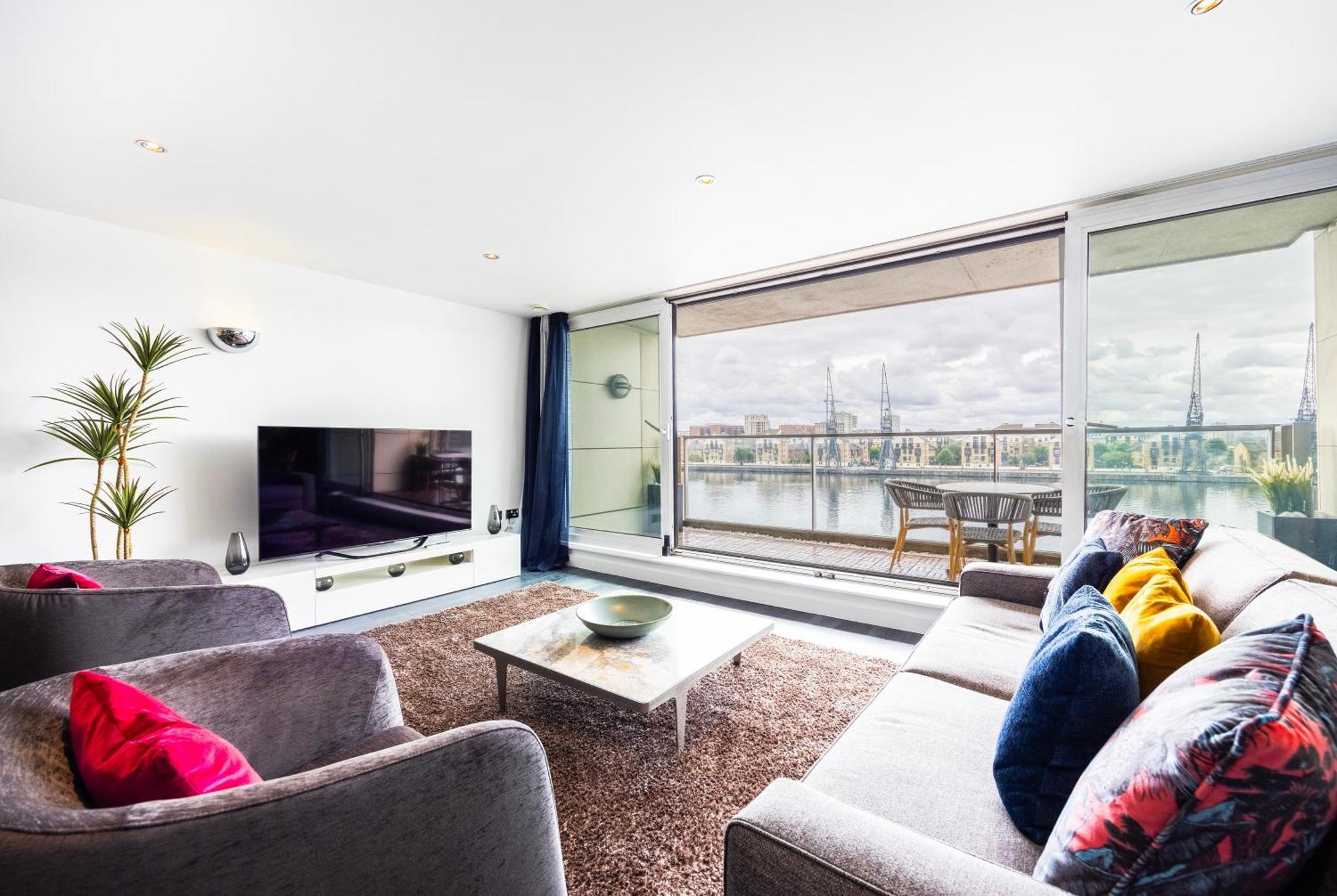 Austin David Executive Excel Apartment Лондон Екстериор снимка