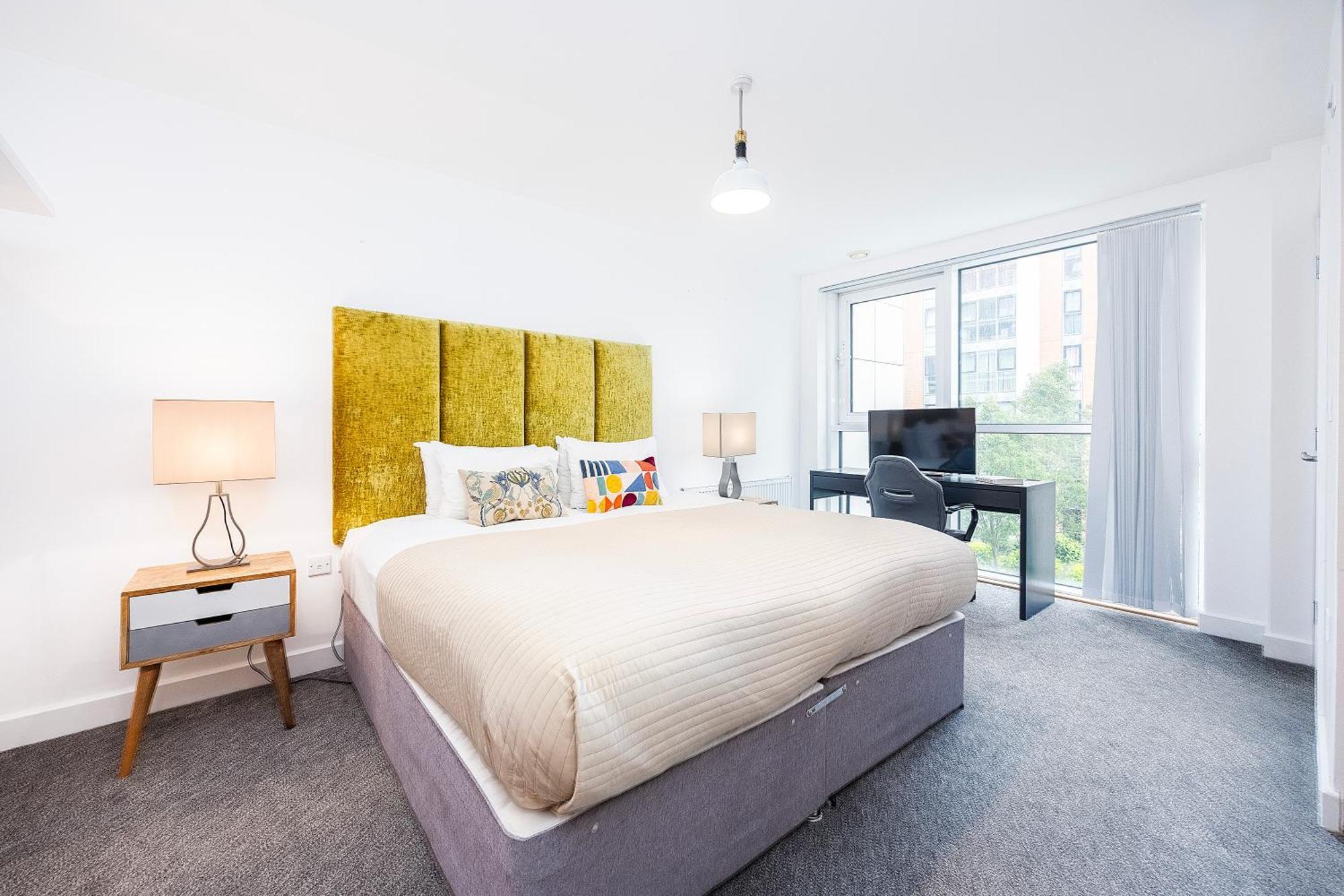 Austin David Executive Excel Apartment Лондон Екстериор снимка