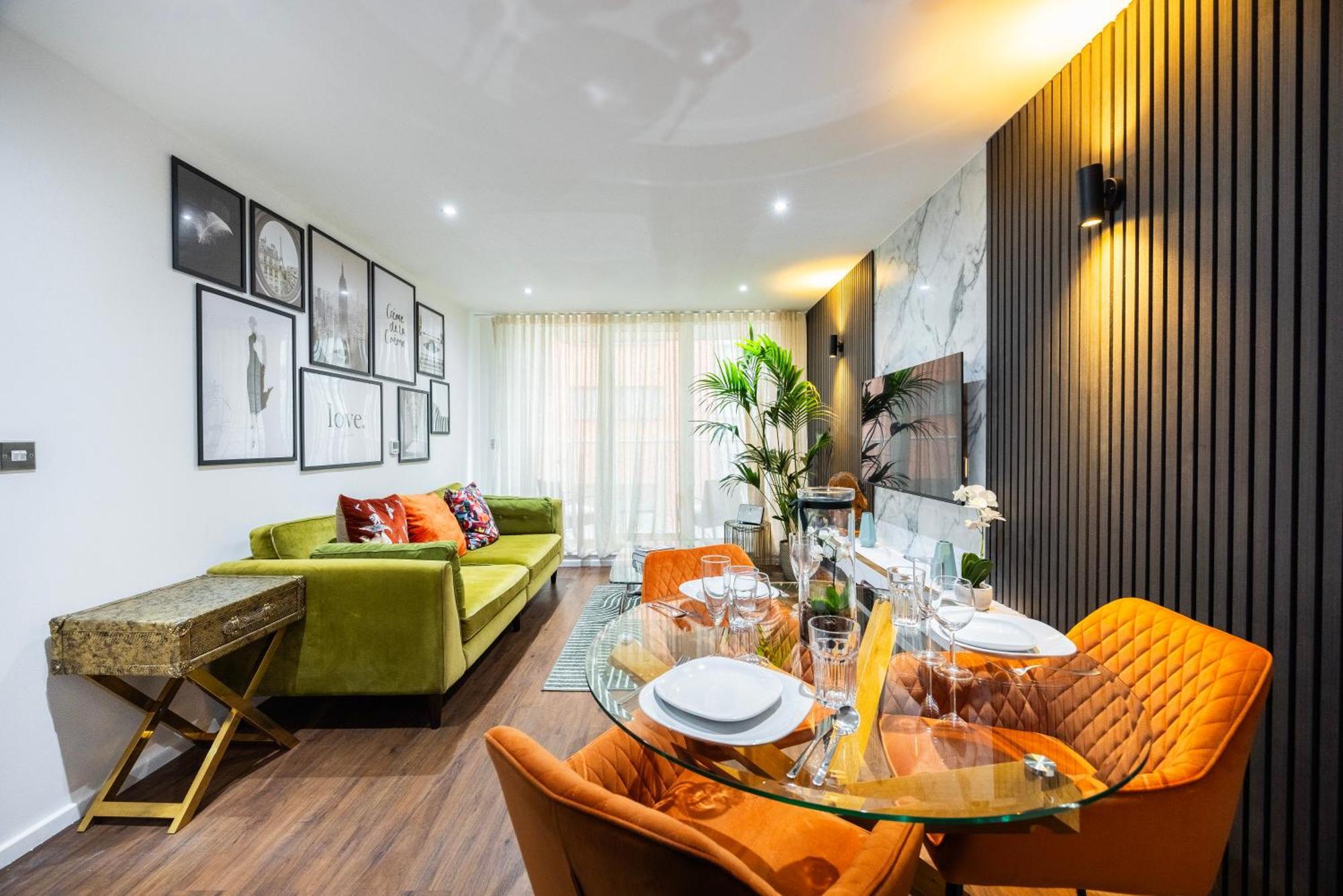 Austin David Executive Excel Apartment Лондон Екстериор снимка