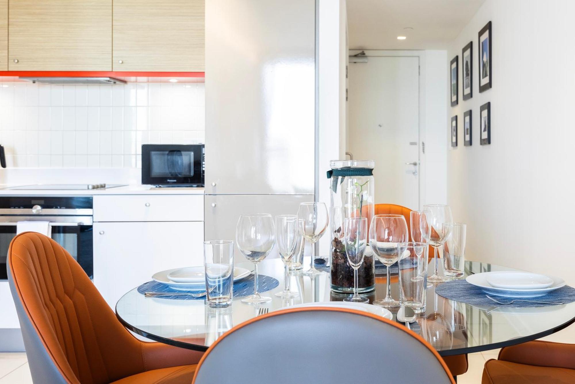 Austin David Executive Excel Apartment Лондон Екстериор снимка