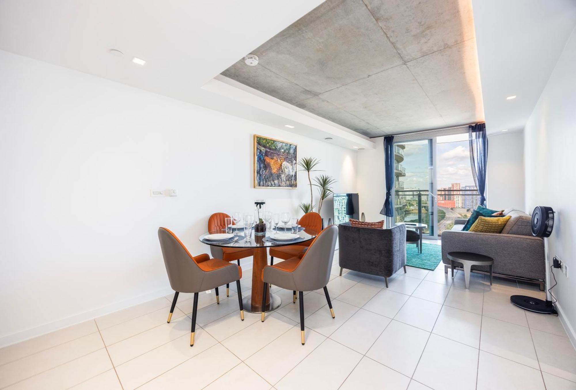 Austin David Executive Excel Apartment Лондон Екстериор снимка